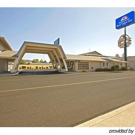 Americas Best Value Inn Roseburg Buitenkant foto